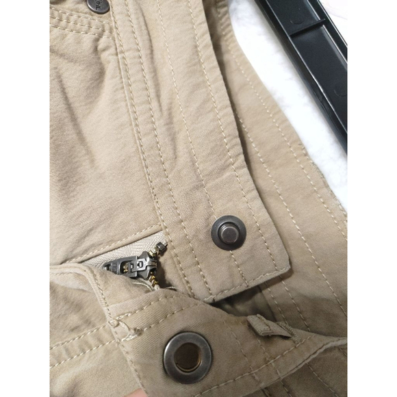 Women's KÜHL Beige Convertible Cotton Blend Stretchy Cargo Pants Size 8 - Picture 3 of 12